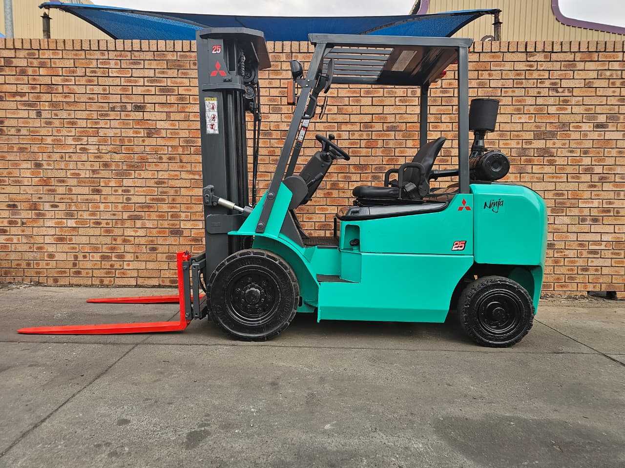 Forklift 4